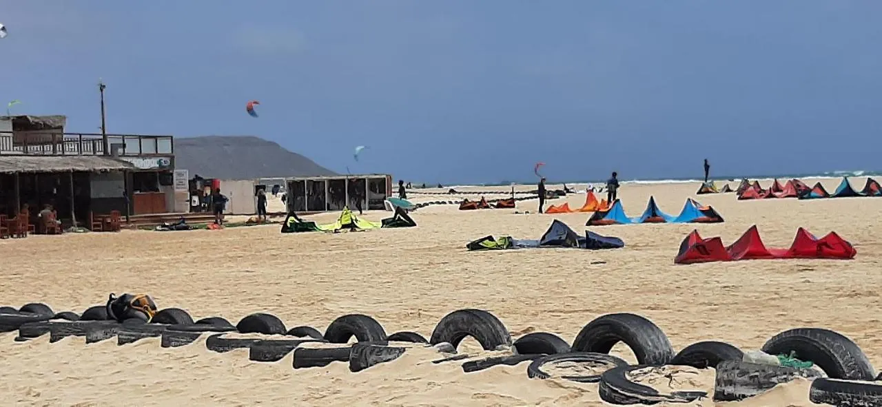 Atlantic Sal Hostel contacts